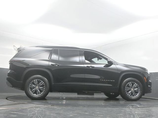 New 2026 Chevrolet Traverse LT w/ Driver Confidence Package AWD/4WD image 32