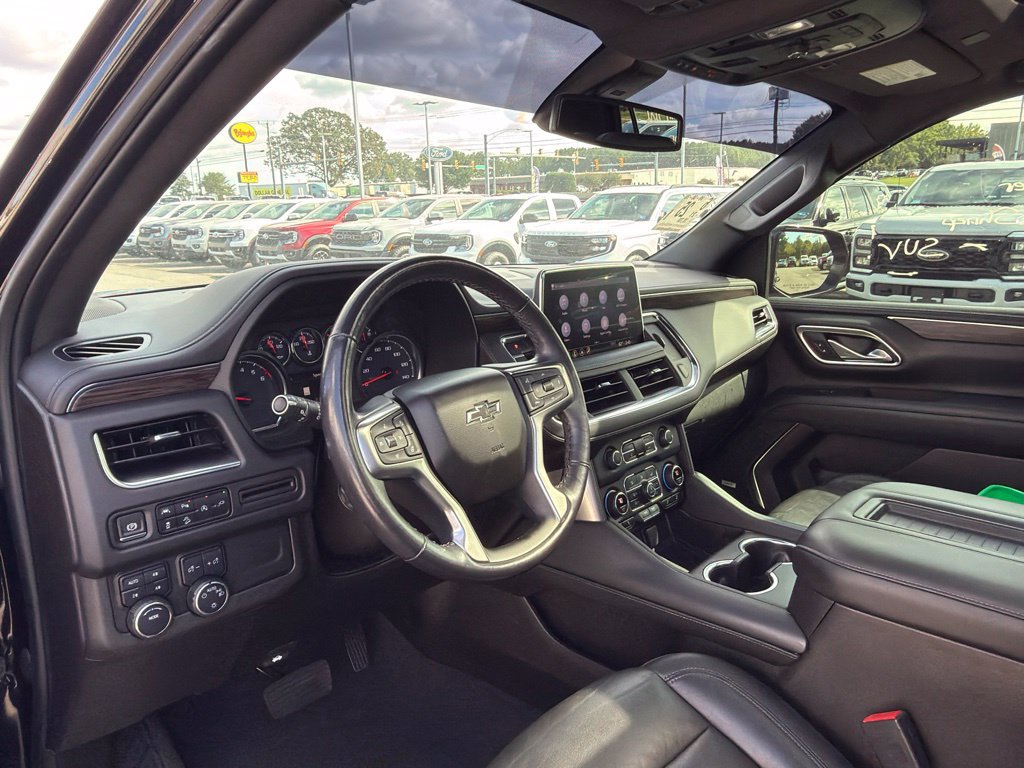Used 2021 Chevrolet Tahoe Z71 w/ Luxury Package AWD/4WD image 9