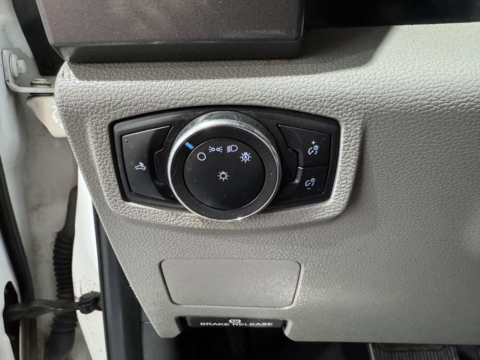 Used 2017 Ford F250 XLT AWD/4WD image 16