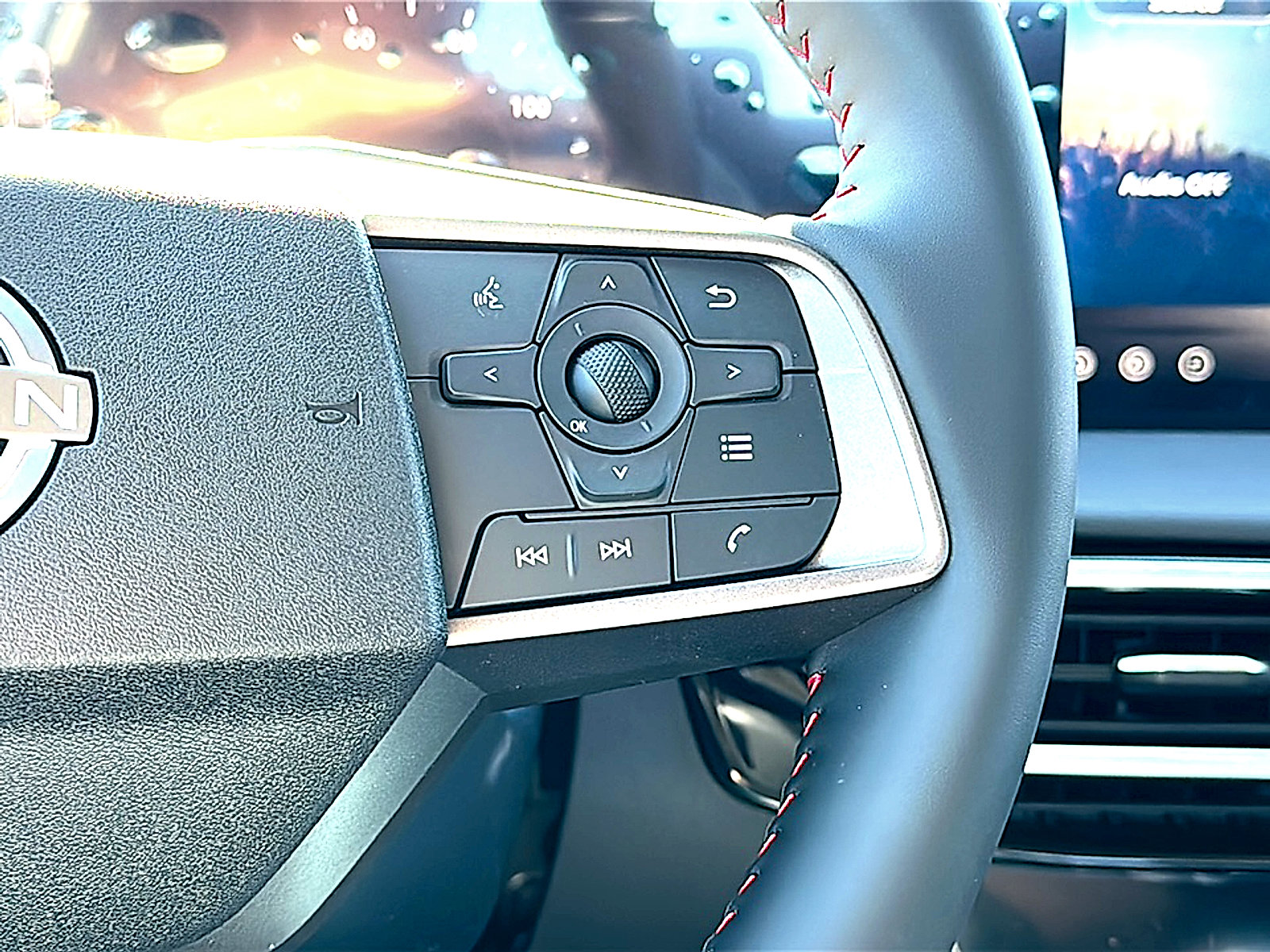 New 2026 Nissan Sentra SR w/ Floor Mat Package image 18