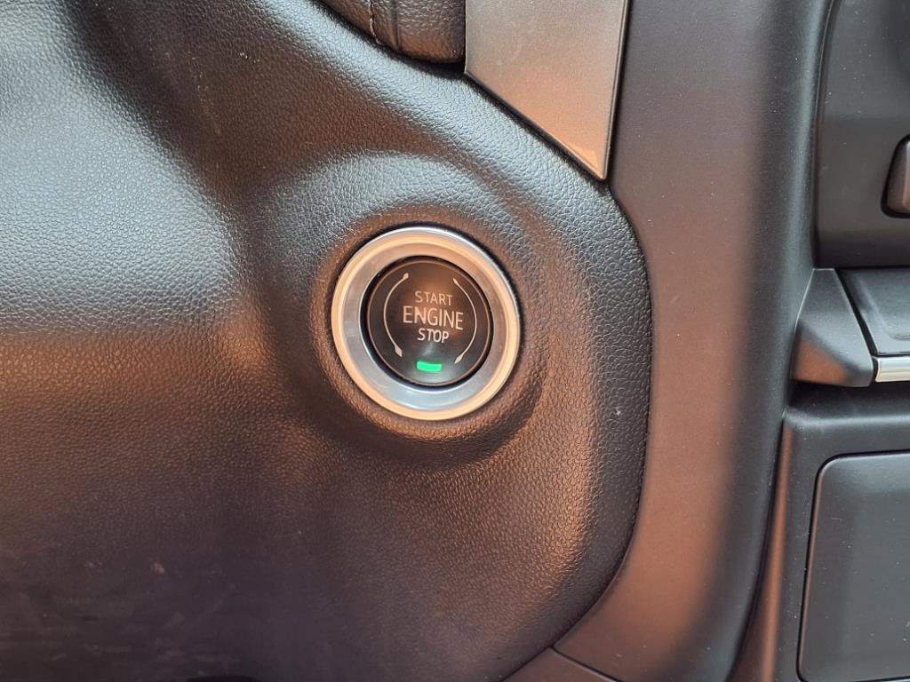 Certified 2022 Chevrolet Silverado 1500 RST image 19