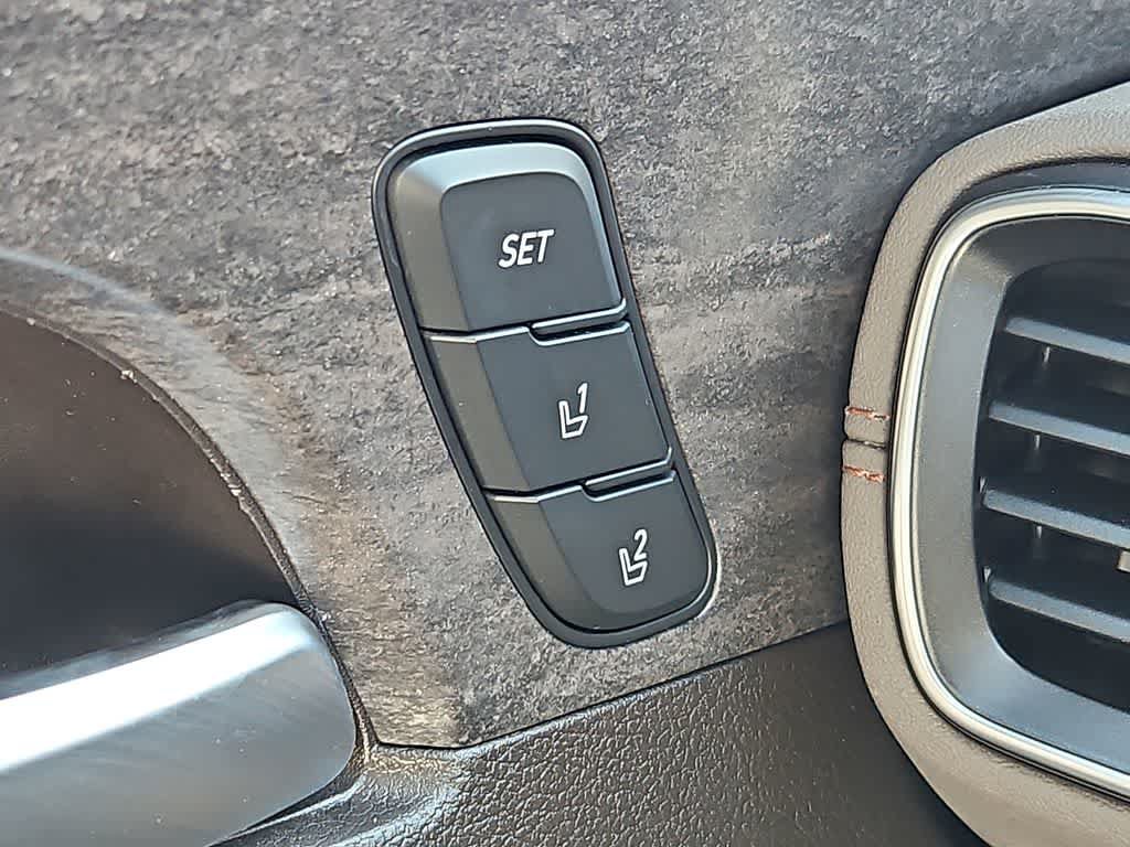 Used 2019 Hyundai Santa Fe FWD image 24