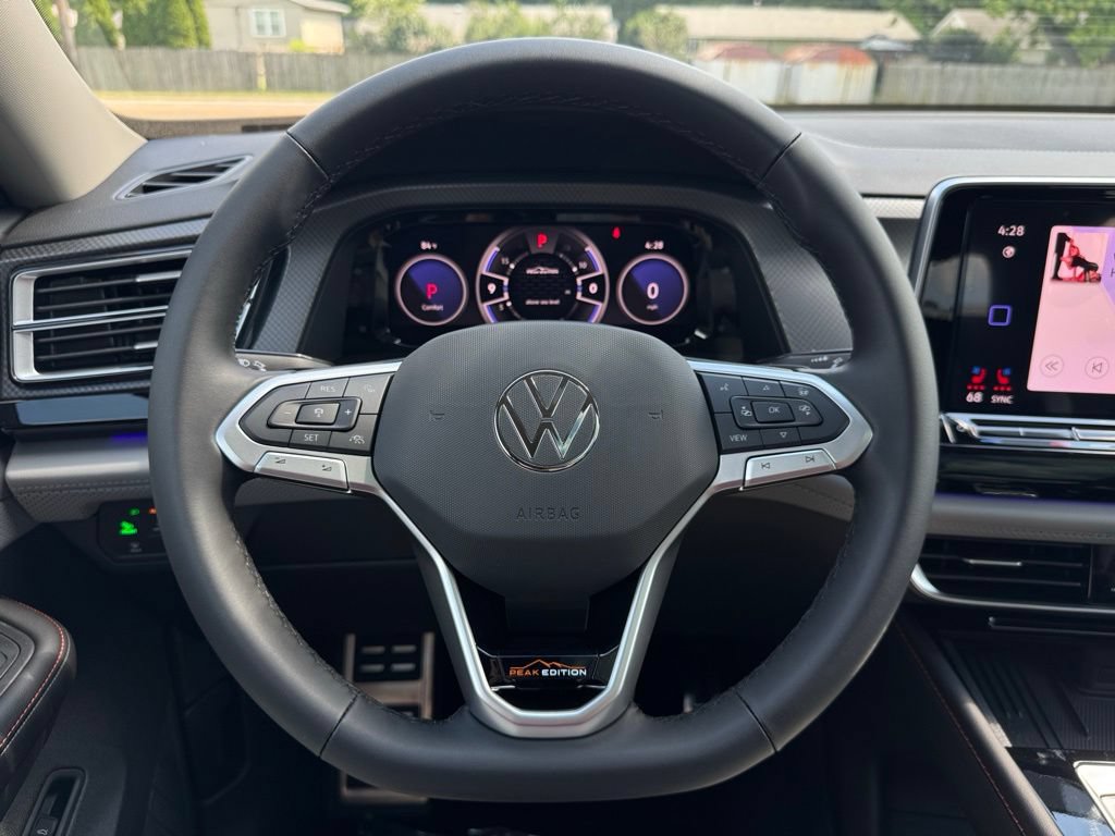 New 2026 Volkswagen Atlas Peak Edition AWD/4WD image 14