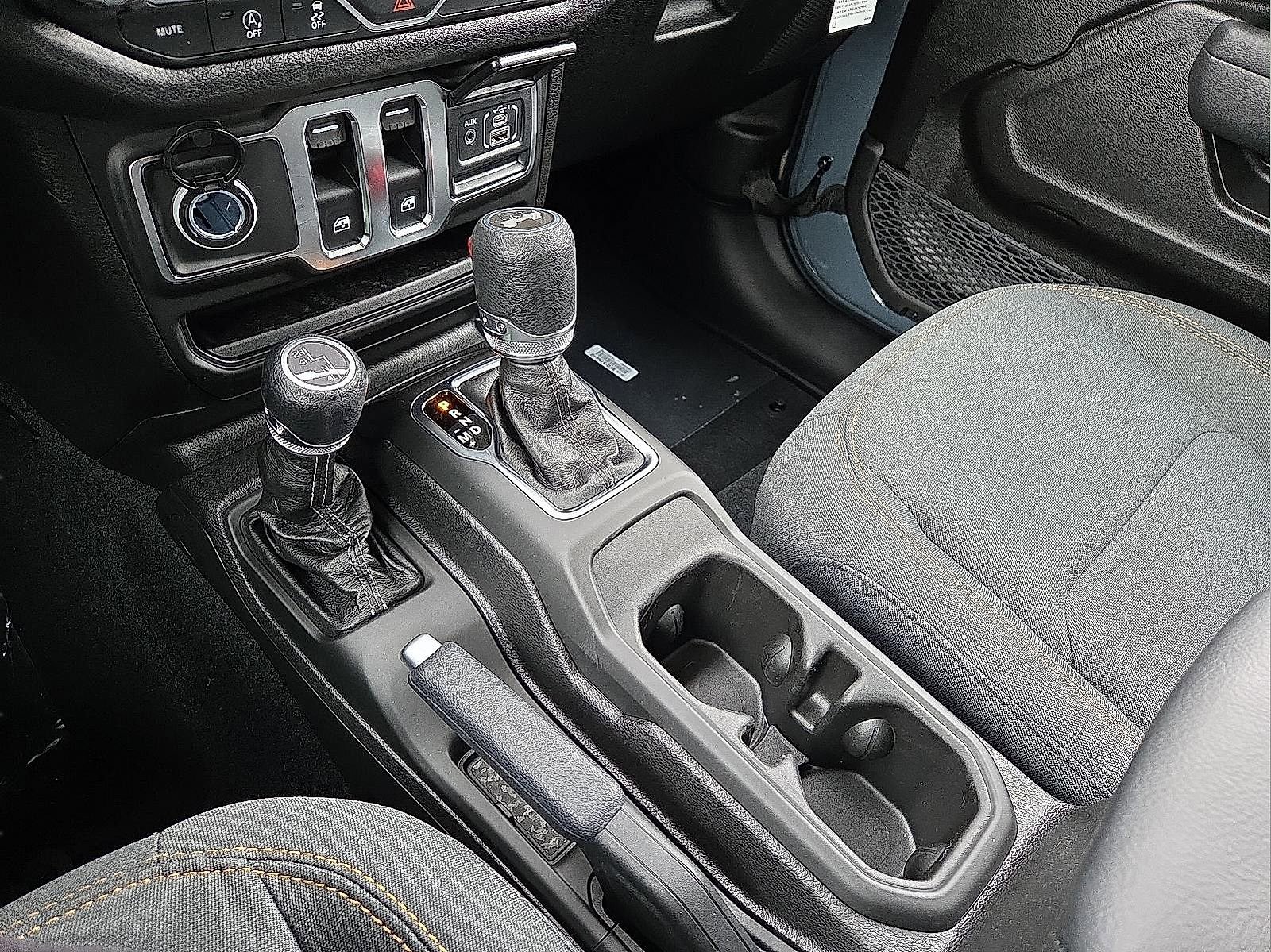 New 2026 Jeep Wrangler Sport AWD/4WD image 25