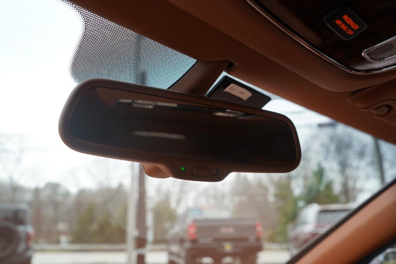 Used 2011 Bentley Mulsanne image 32