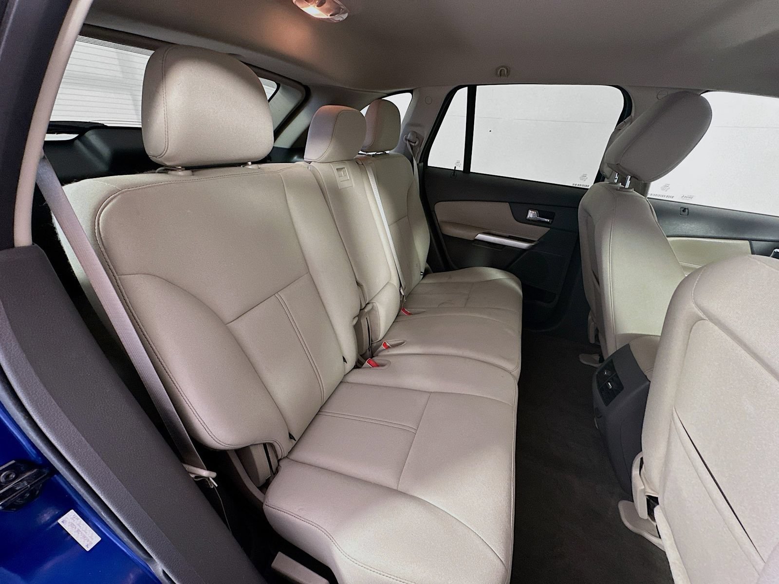 Used 2013 Ford Edge SE FWD image 25