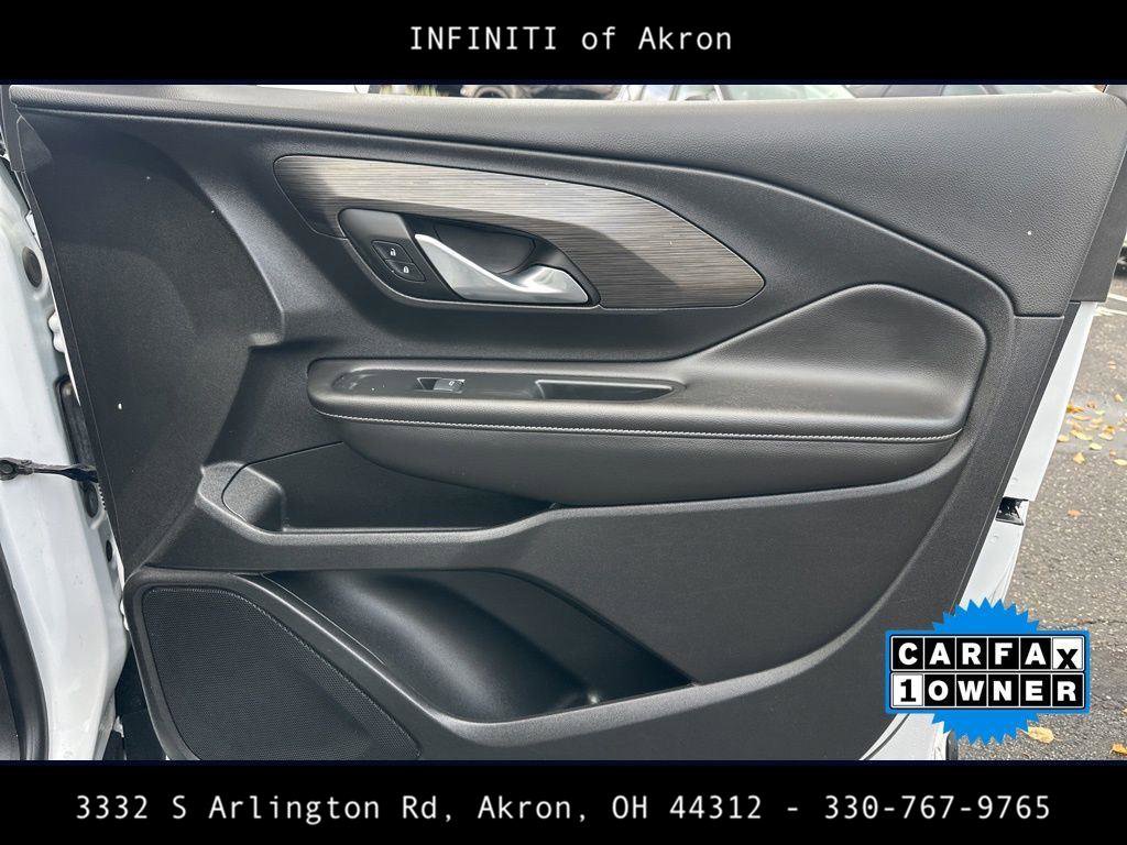 Used 2022 GMC Terrain SLT w/ Tech Package image 26