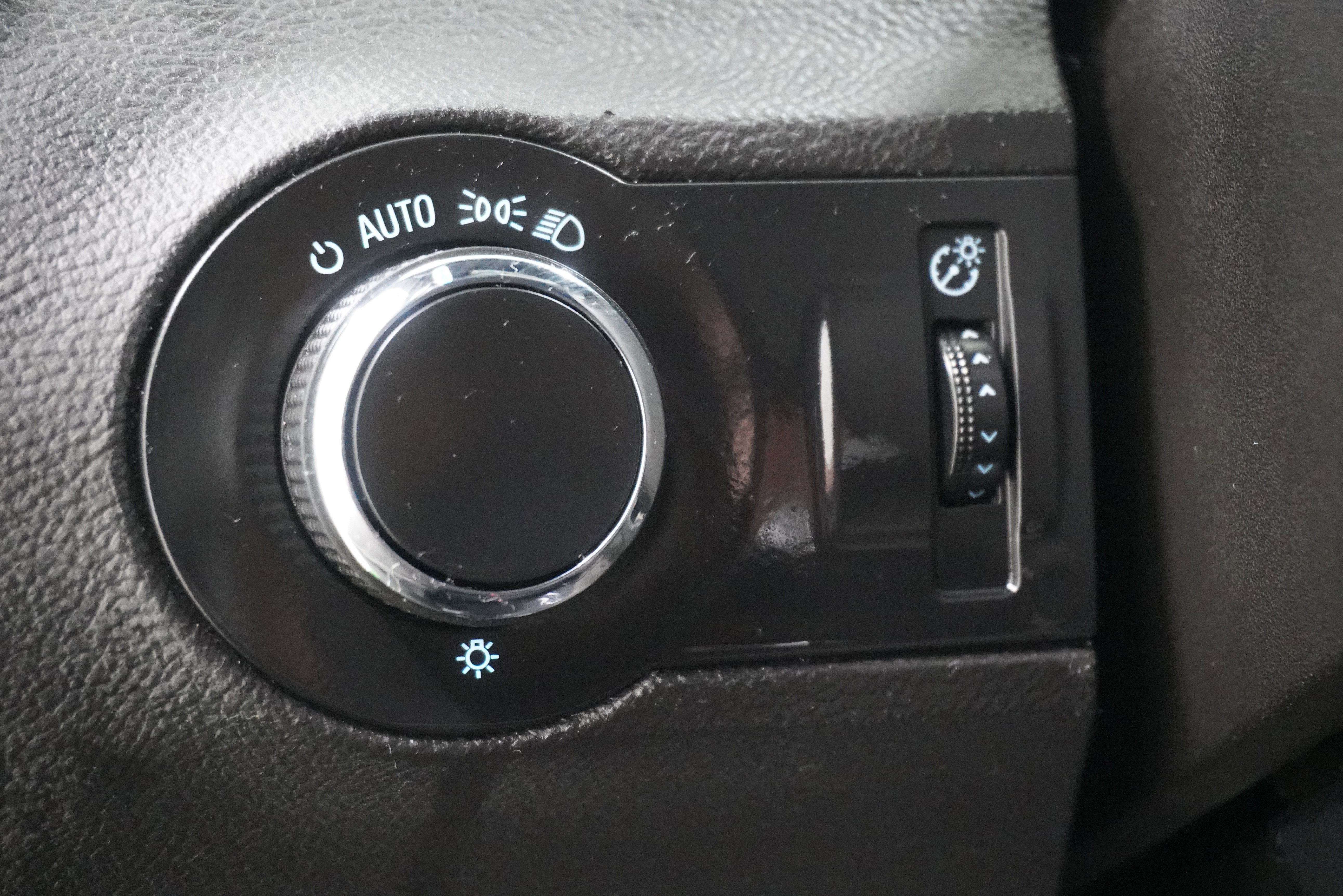 Used 2011 Chevrolet Camaro LT w/ RS Package RWD image 21