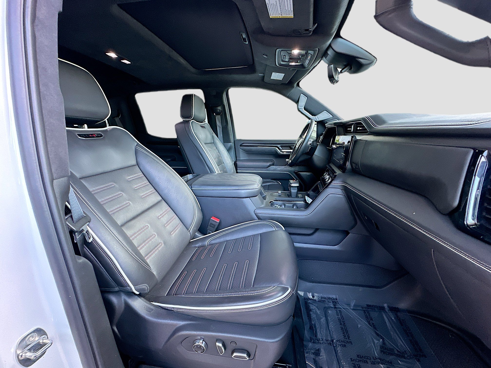 Used 2024 GMC Sierra 1500 AT4X image 30