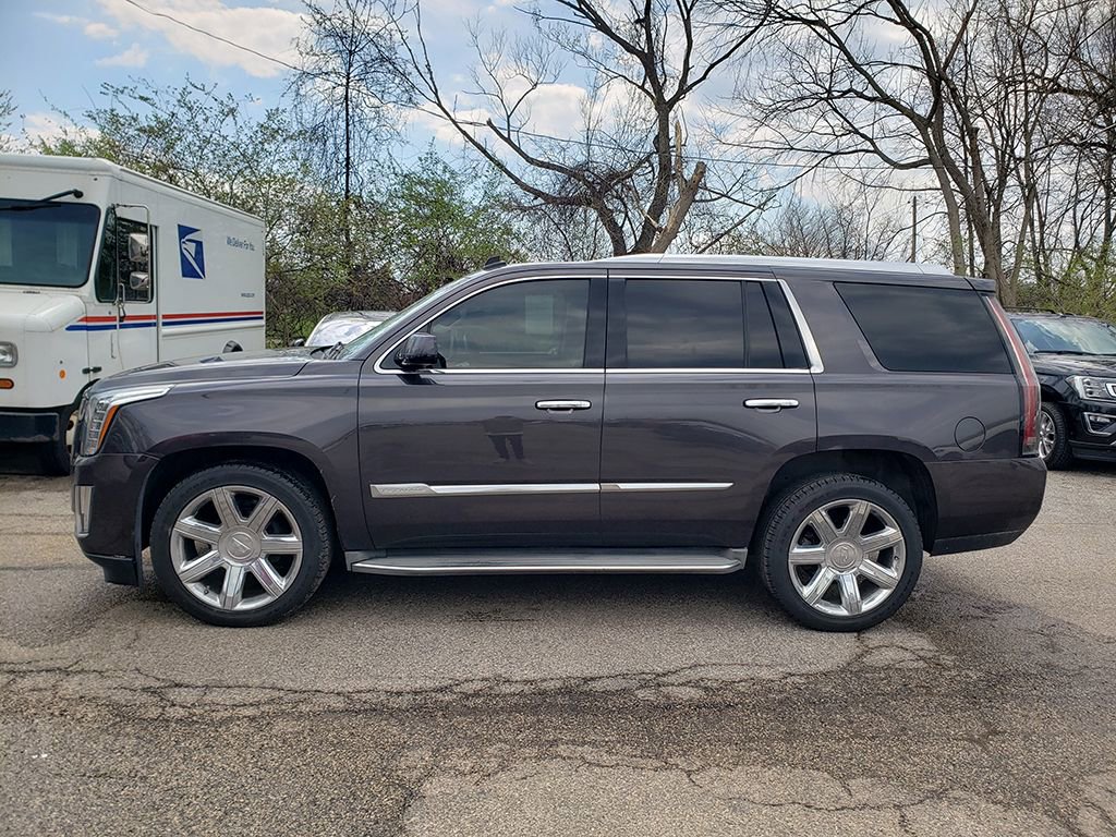 Used 2015 Cadillac Escalade Luxury image 5