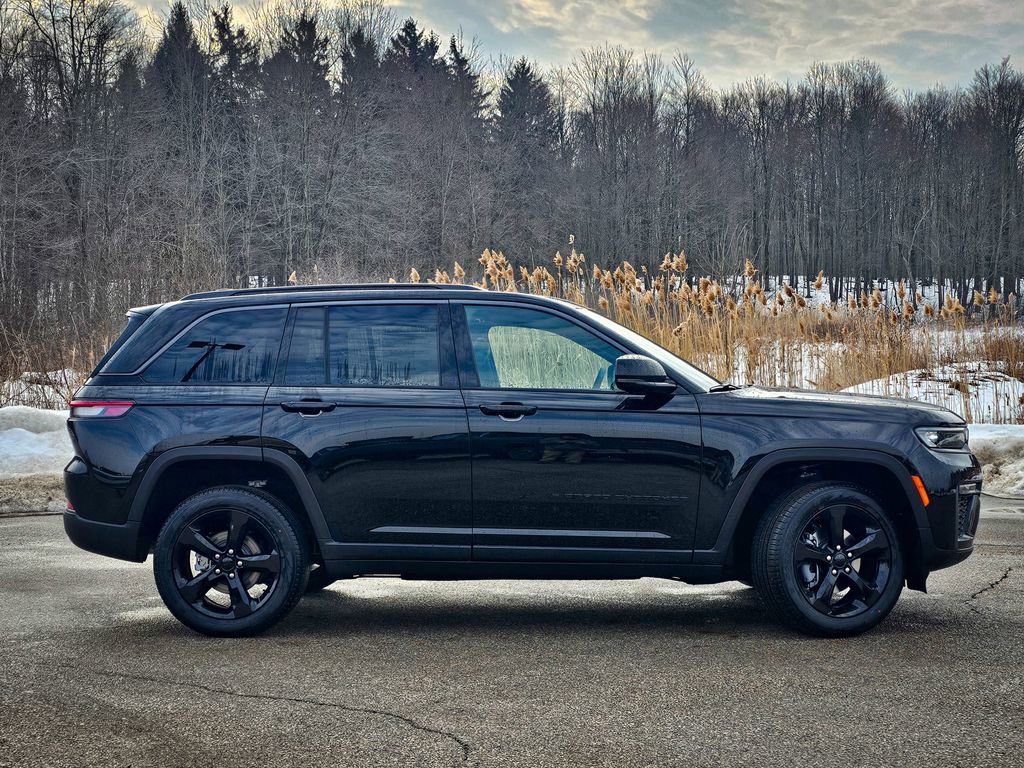 New 2026 Jeep Grand Cherokee Limited image 2