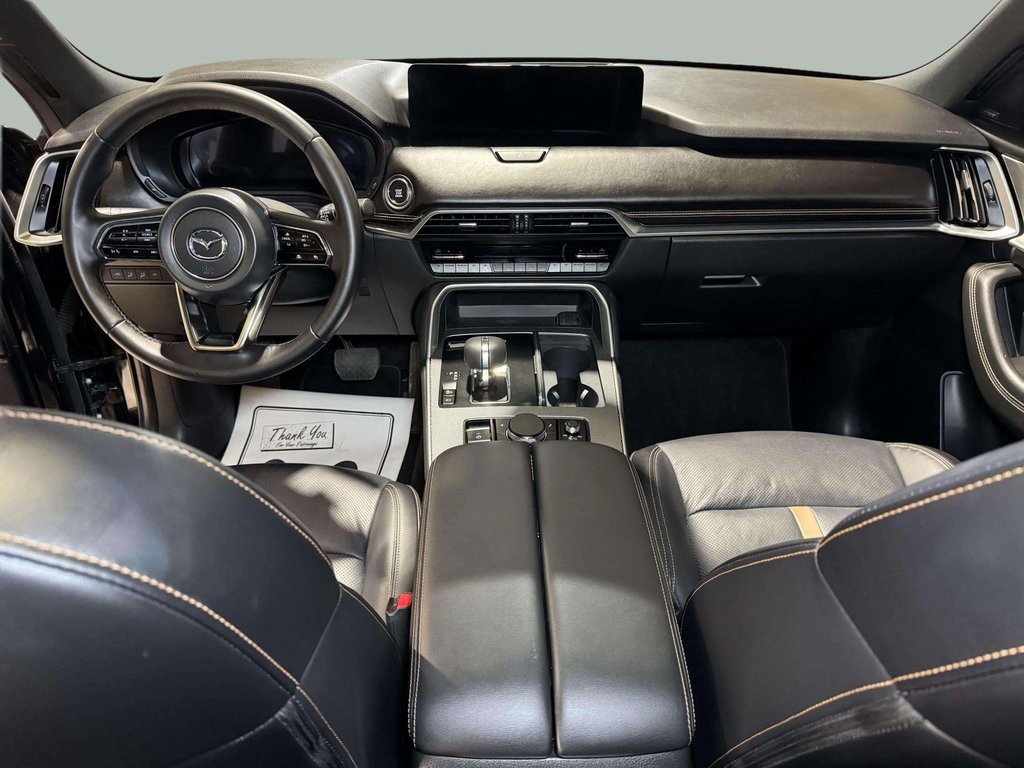 Used 2025 MAZDA CX-90 3.3 Turbo w/ Premium Plus Pkg image 23