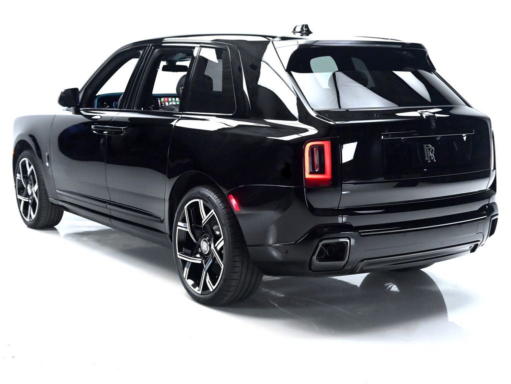 New 2026 Rolls-Royce Cullinan Black Badge AWD/4WD image 12
