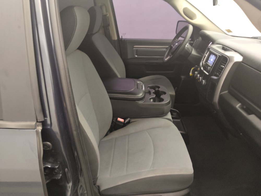 Used 2021 RAM 1500 Classic SLT RWD image 21