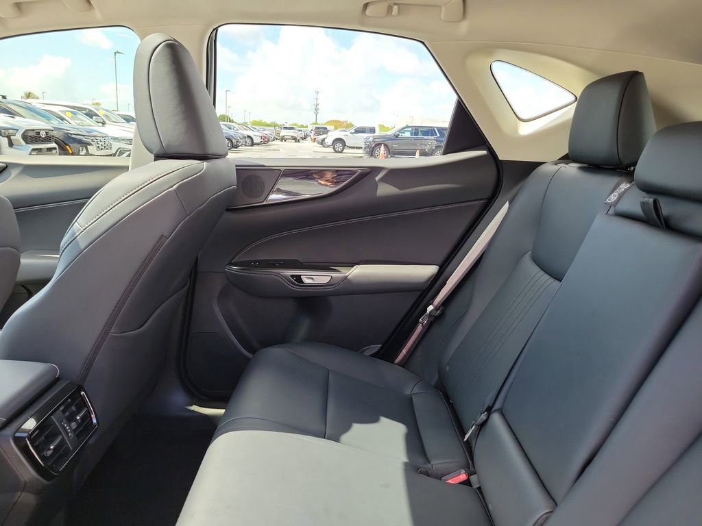Used 2025 Lexus NX 250 FWD w/ Accessory Package (Z1) image 13
