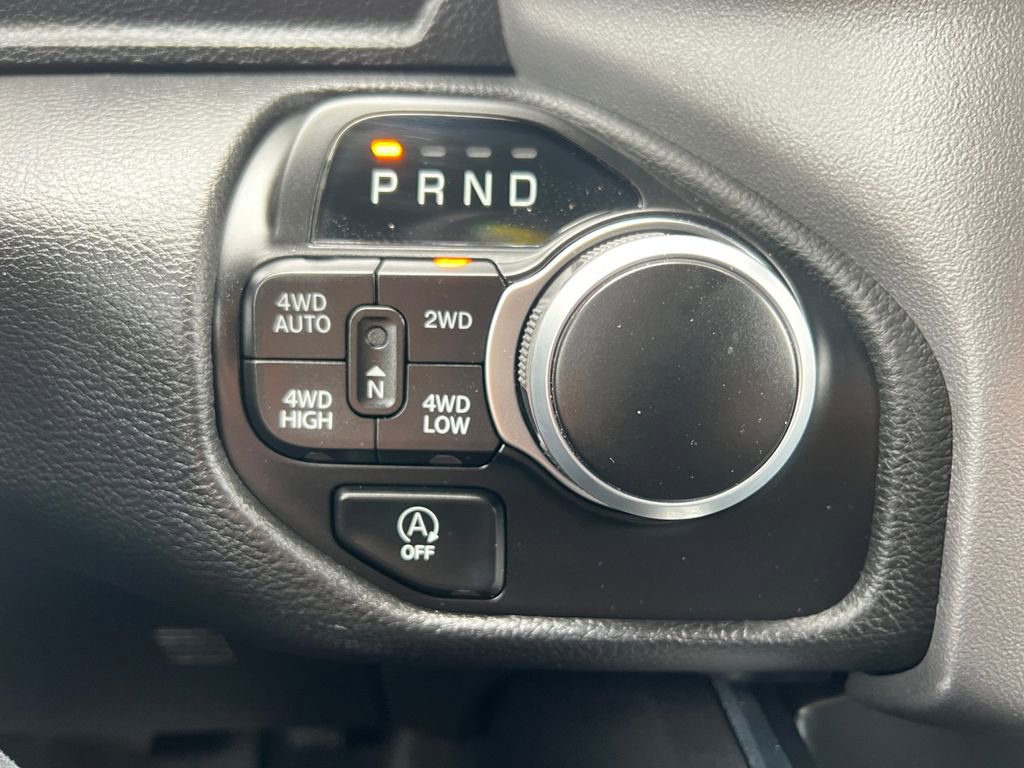 Used 2024 RAM 1500 Lone Star image 12