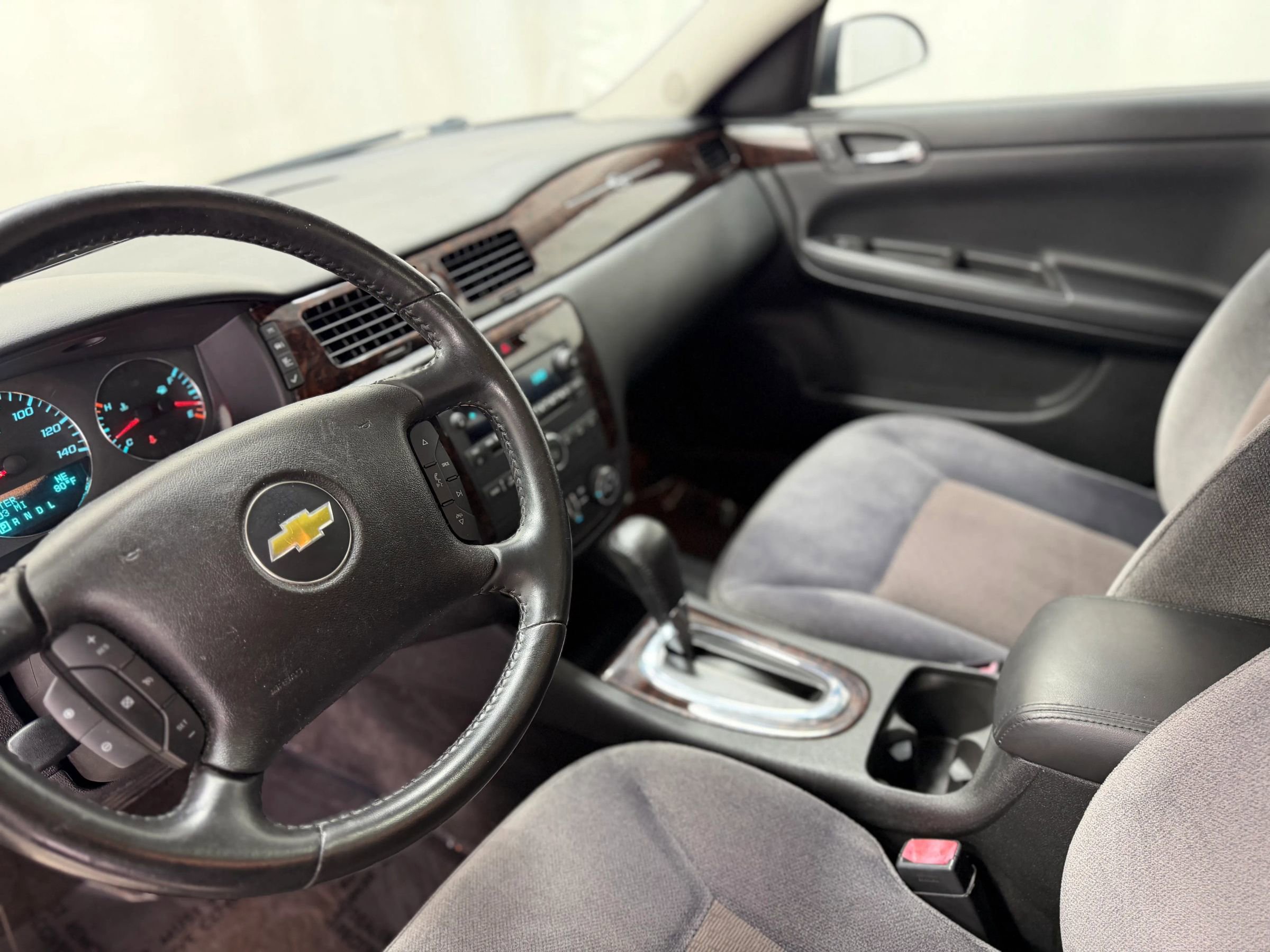 Used 2013 Chevrolet Impala LT w/ LT Sunroof Package FWD image 18