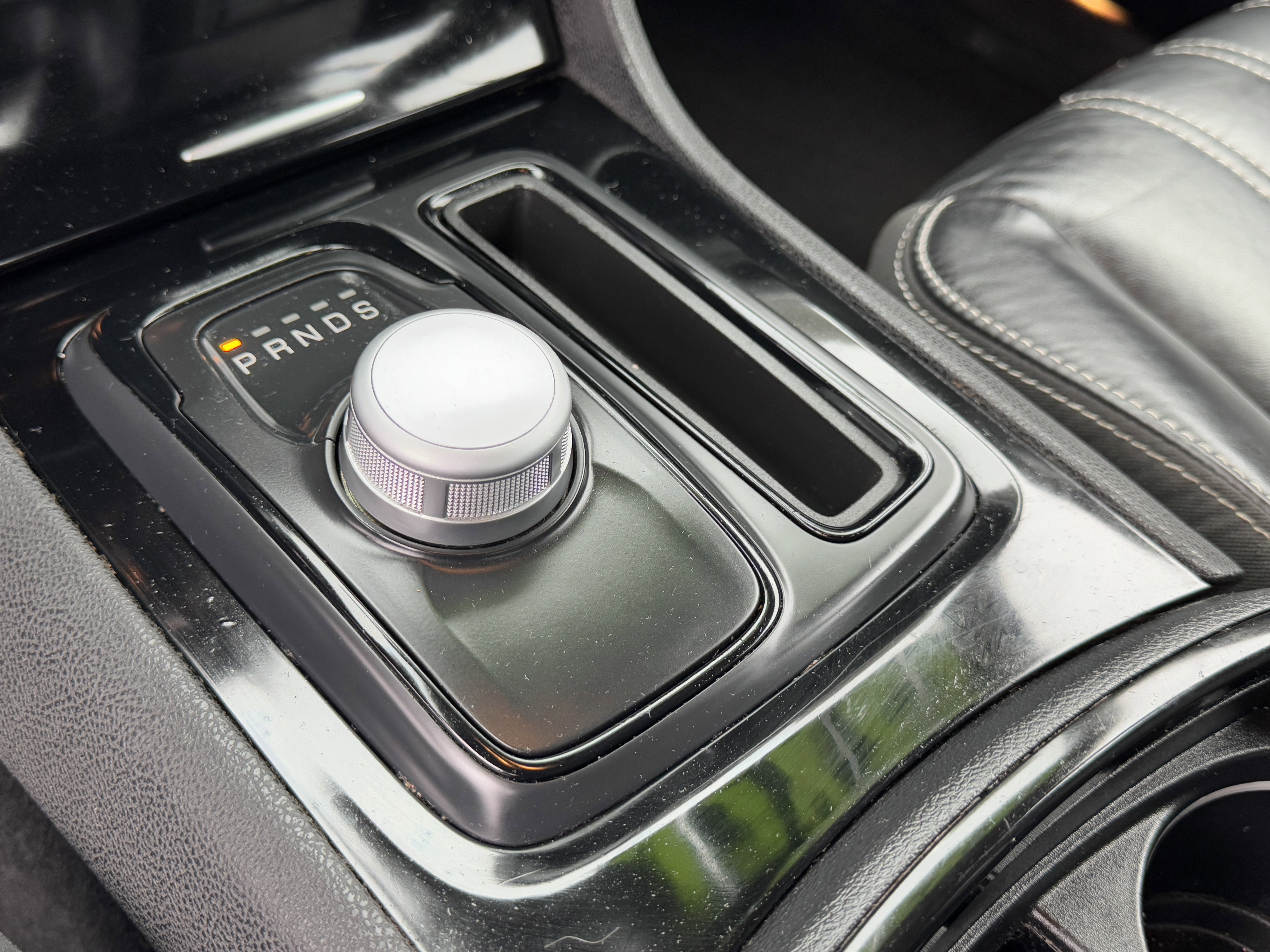 Certified 2021 Chrysler 300 S image 28