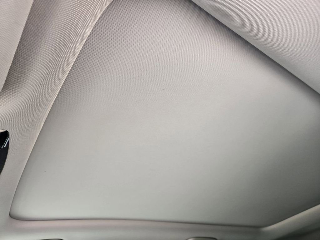 Used 2022 Kia Sorento EX w/ Panoramic Sunroof Package FWD image 27