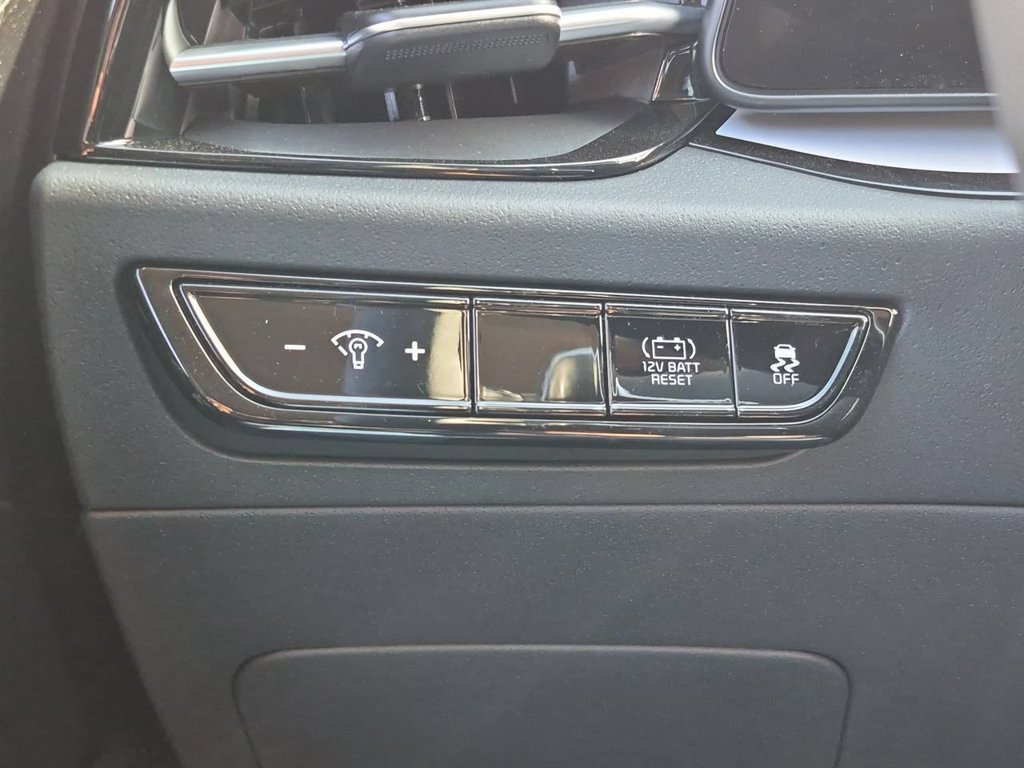 New 2026 Kia Niro EX FWD image 18