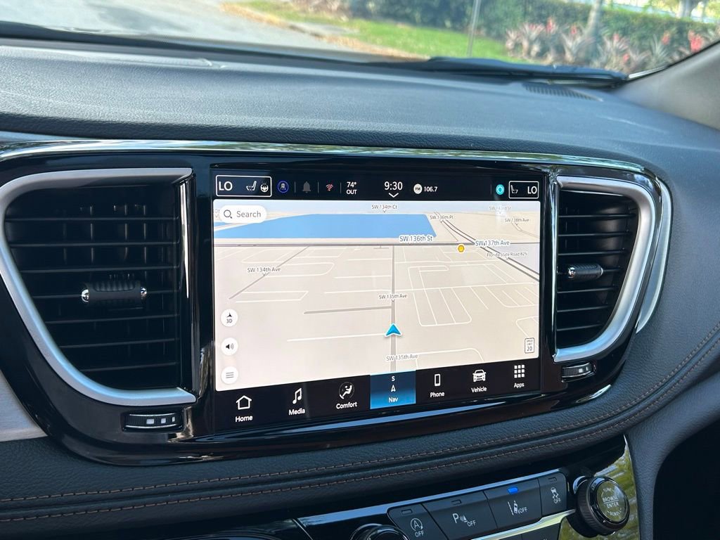 New 2026 Chrysler Pacifica Pinnacle image 20