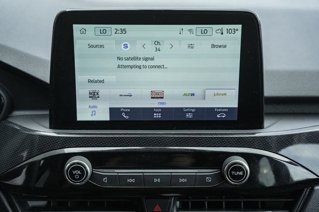 Used 2025 Ford Escape ST-Line Select AWD/4WD image 30