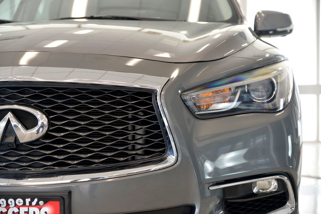 Used 2017 INFINITI QX60 AWD w/ Premium Plus Package image 11