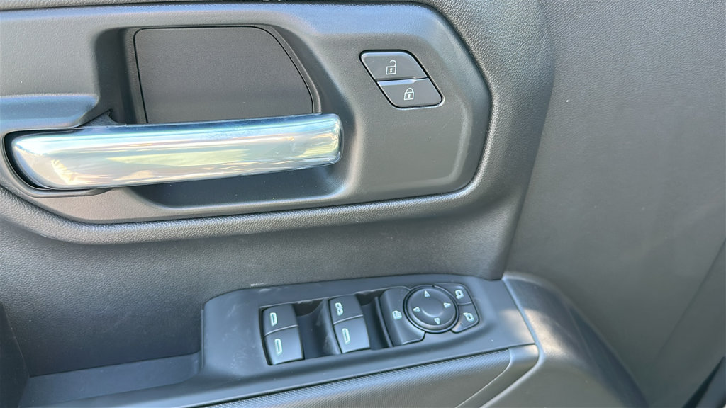 New 2026 Chevrolet Silverado 1500 Custom w/ Turbomax Blackout Package AWD/4WD image 13