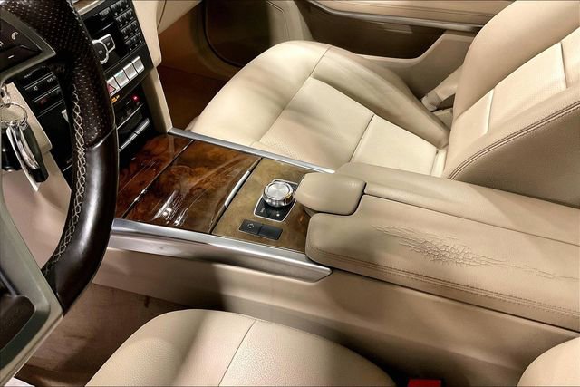 Used 2015 Mercedes-Benz E 350 4MATIC Sedan image 17