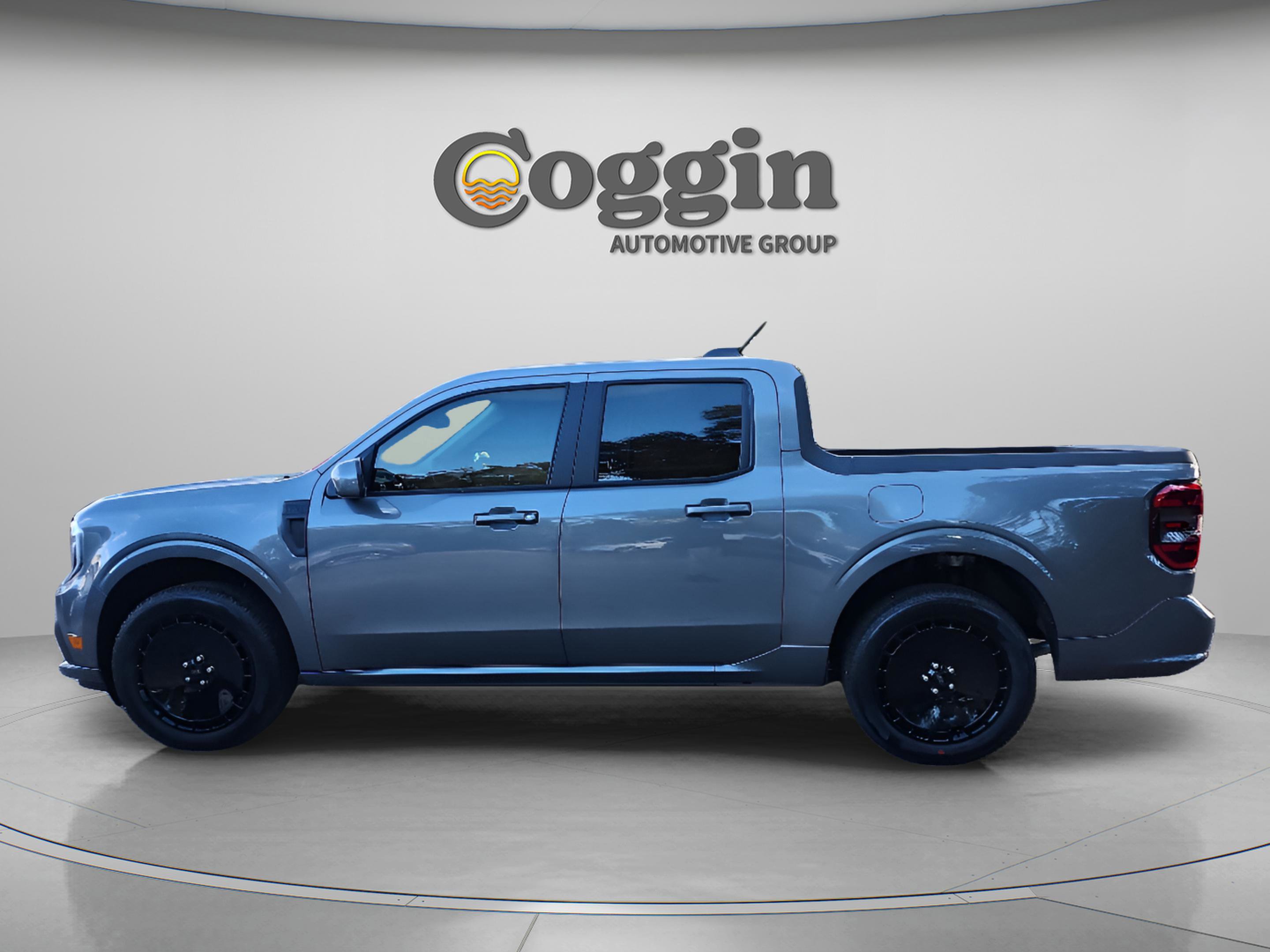 New 2026 Ford Maverick Lobo image 2