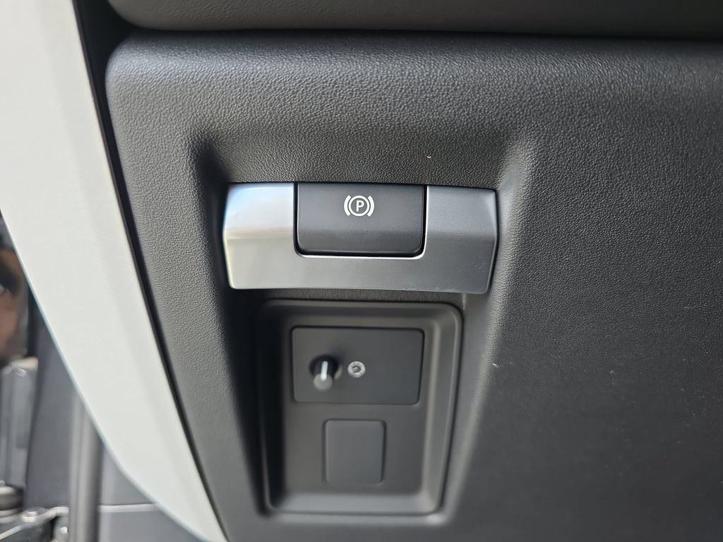 New 2026 Land Rover Defender 110 S AWD/4WD image 27