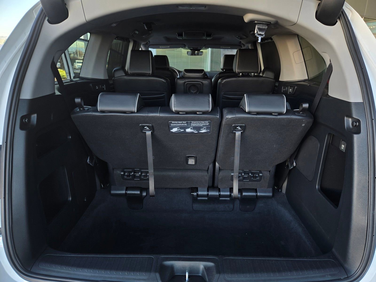 Used 2022 Honda Odyssey Elite image 30