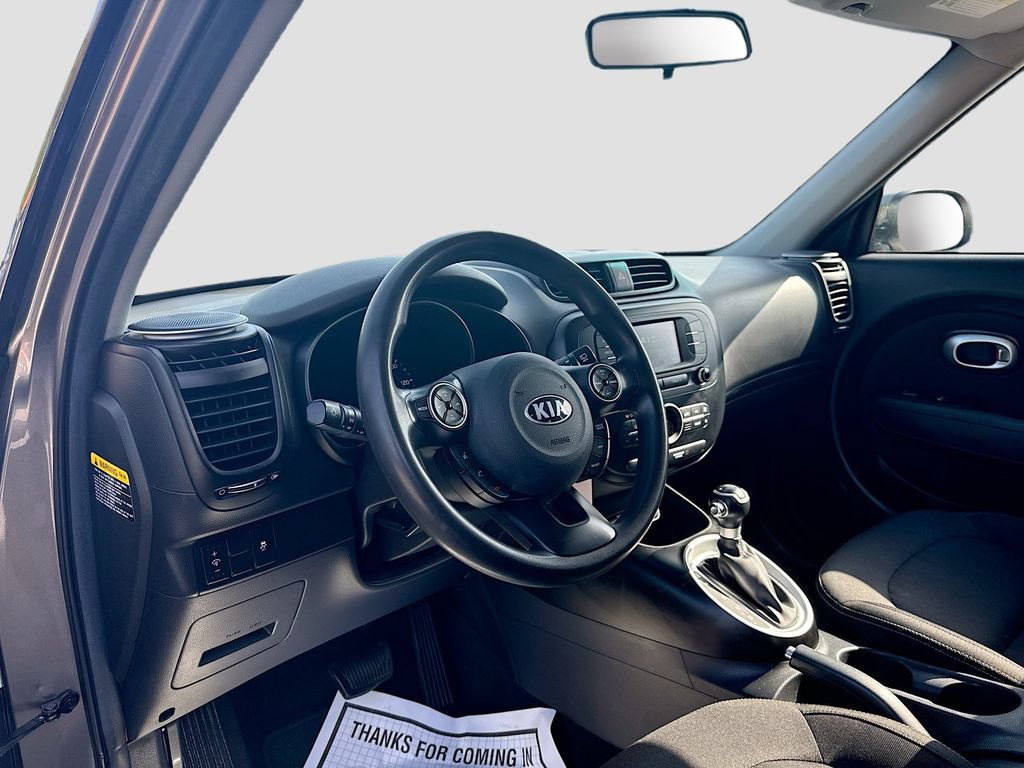Used 2017 Kia Soul + FWD image 9