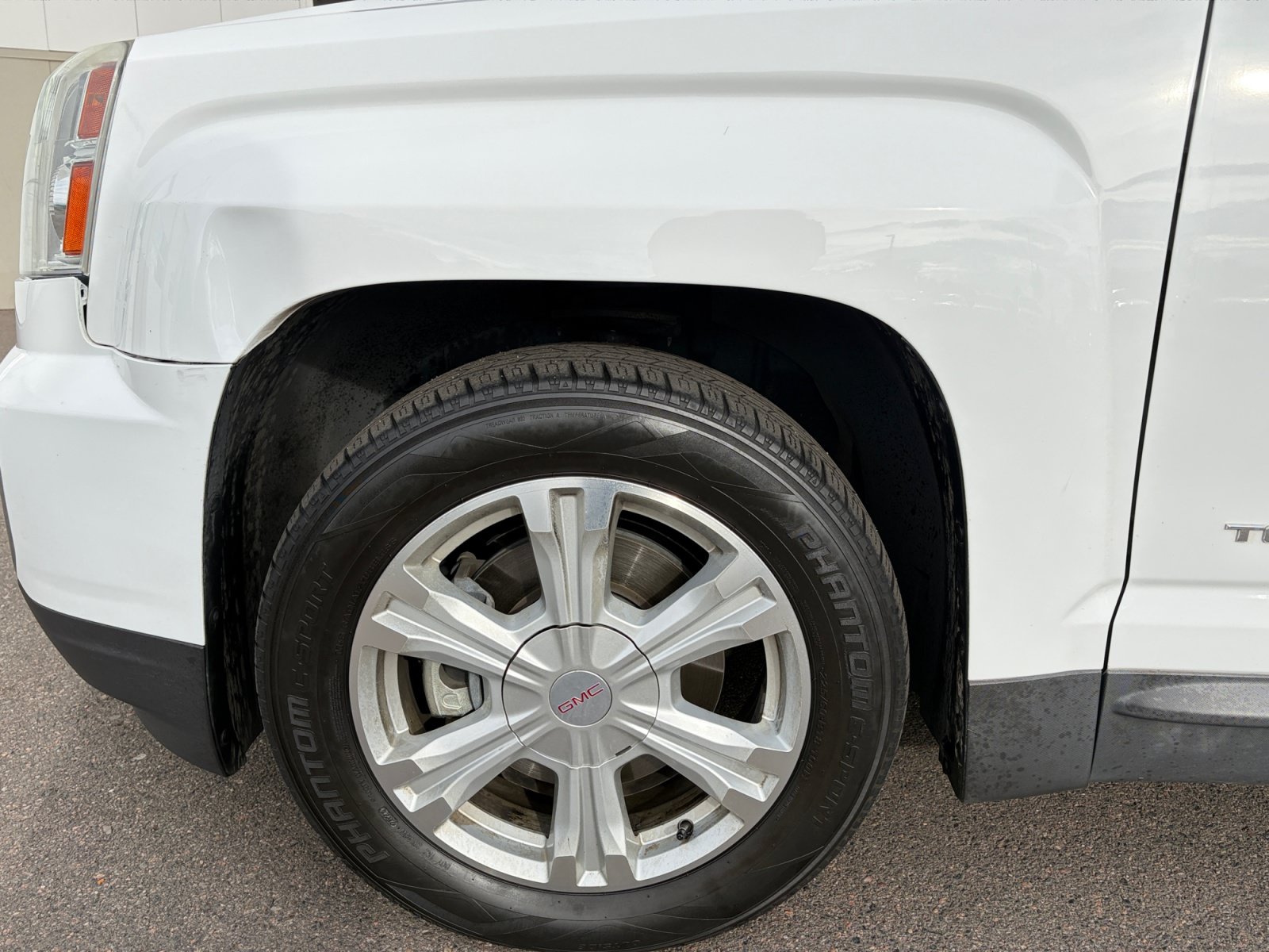 Used 2017 GMC Terrain SLE w/ Driver Alert Package I AWD/4WD image 10