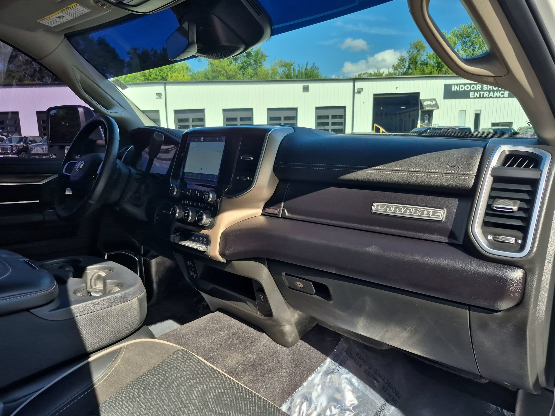 Used 2024 RAM 2500 Laramie w/ Safety Group AWD/4WD image 29