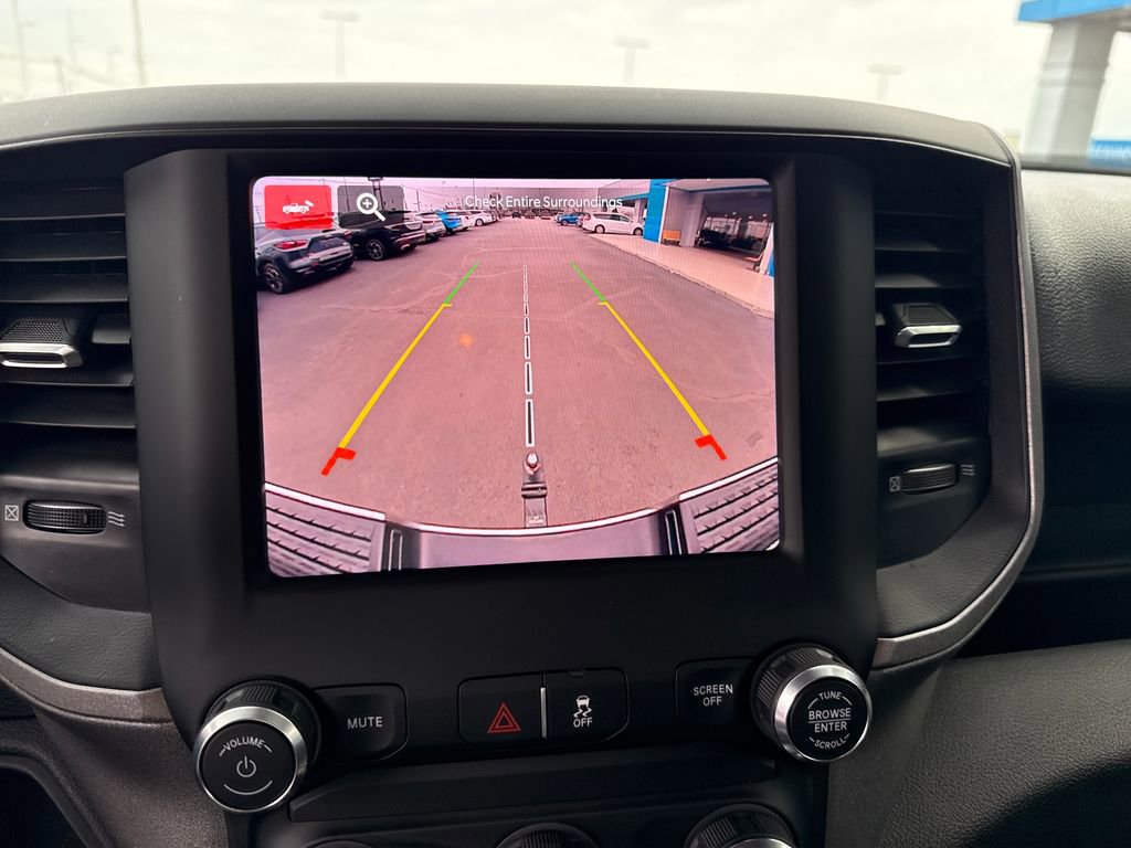 Used 2024 RAM 2500 Tradesman w/ Chrome Appearance Group image 24