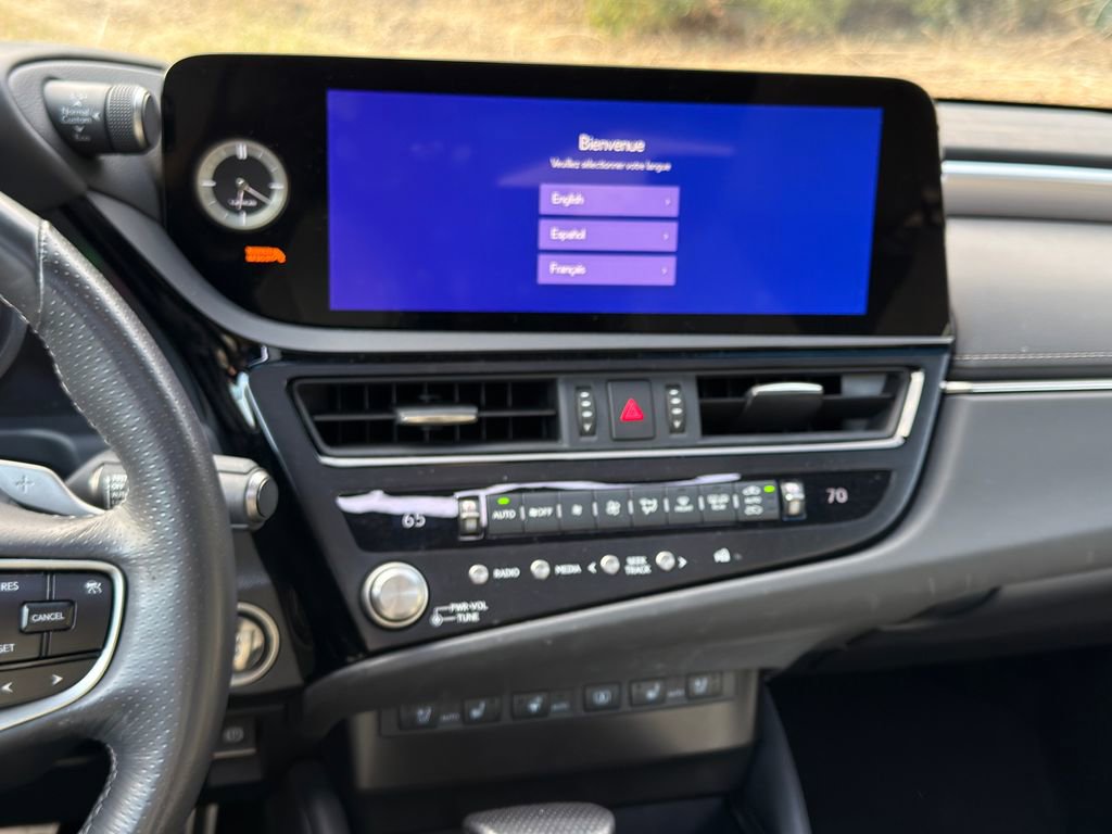 Certified 2024 Lexus ES 300h F Sport w/ Accessory Package (Z1) FWD image 11