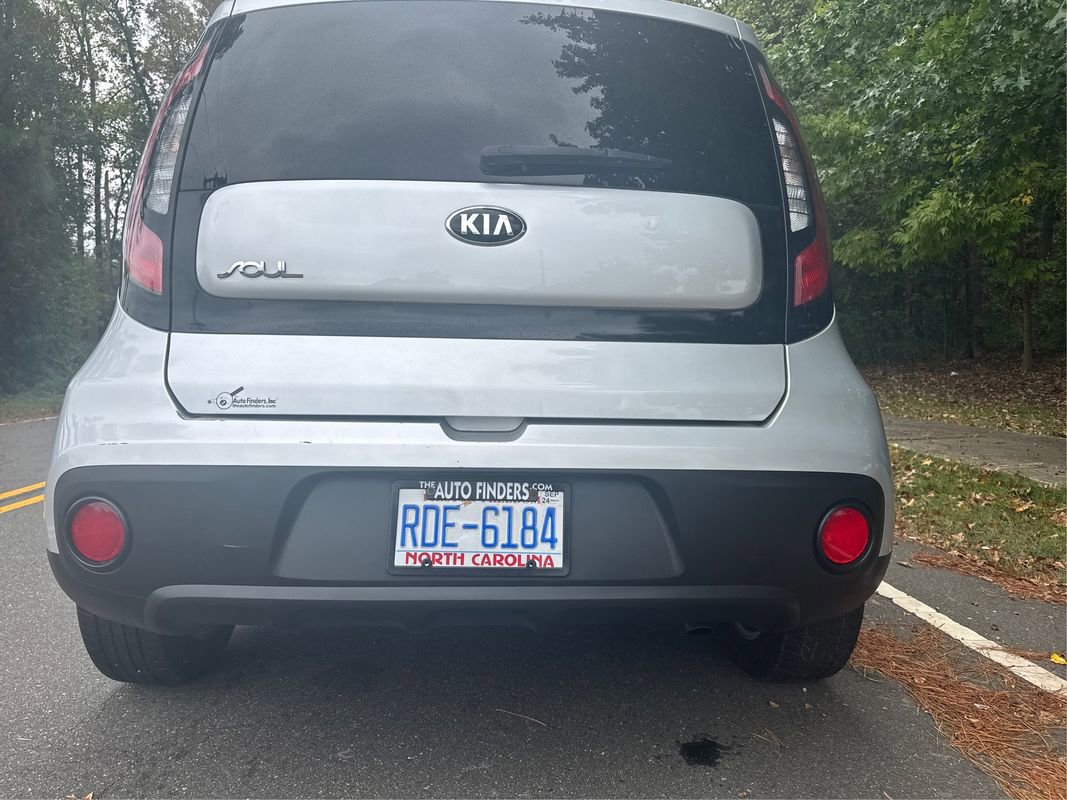 Used 2017 Kia Soul image 29