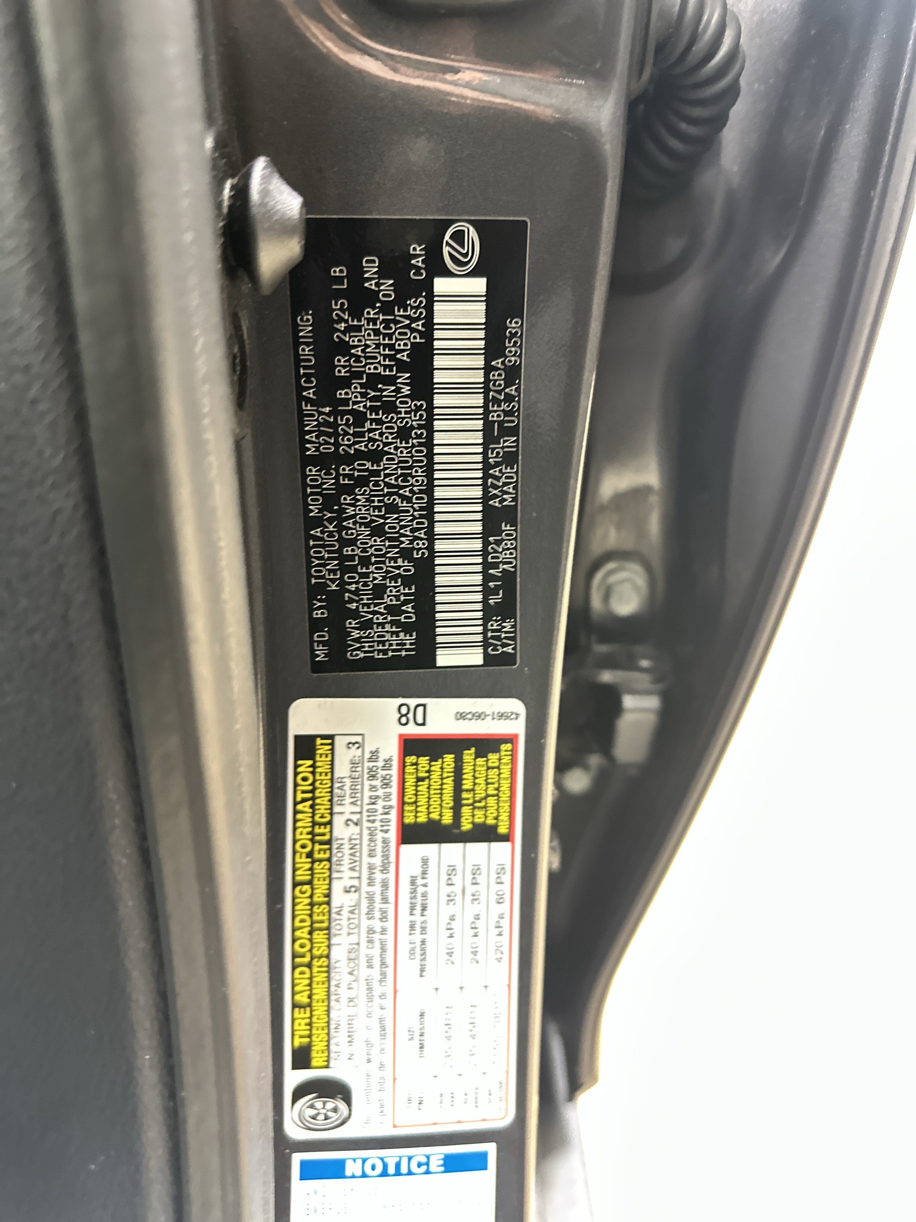 Certified 2024 Lexus ES 250 w/ Premium Package AWD/4WD image 35