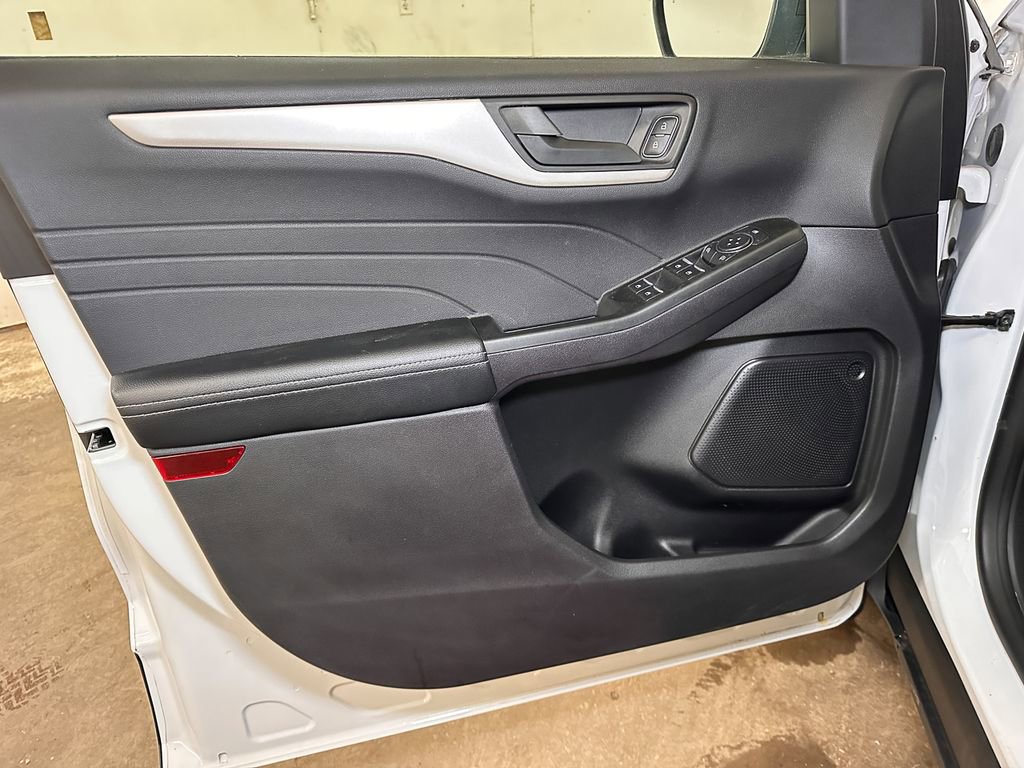 Certified 2022 Ford Escape SE w/ Convenience Package image 23