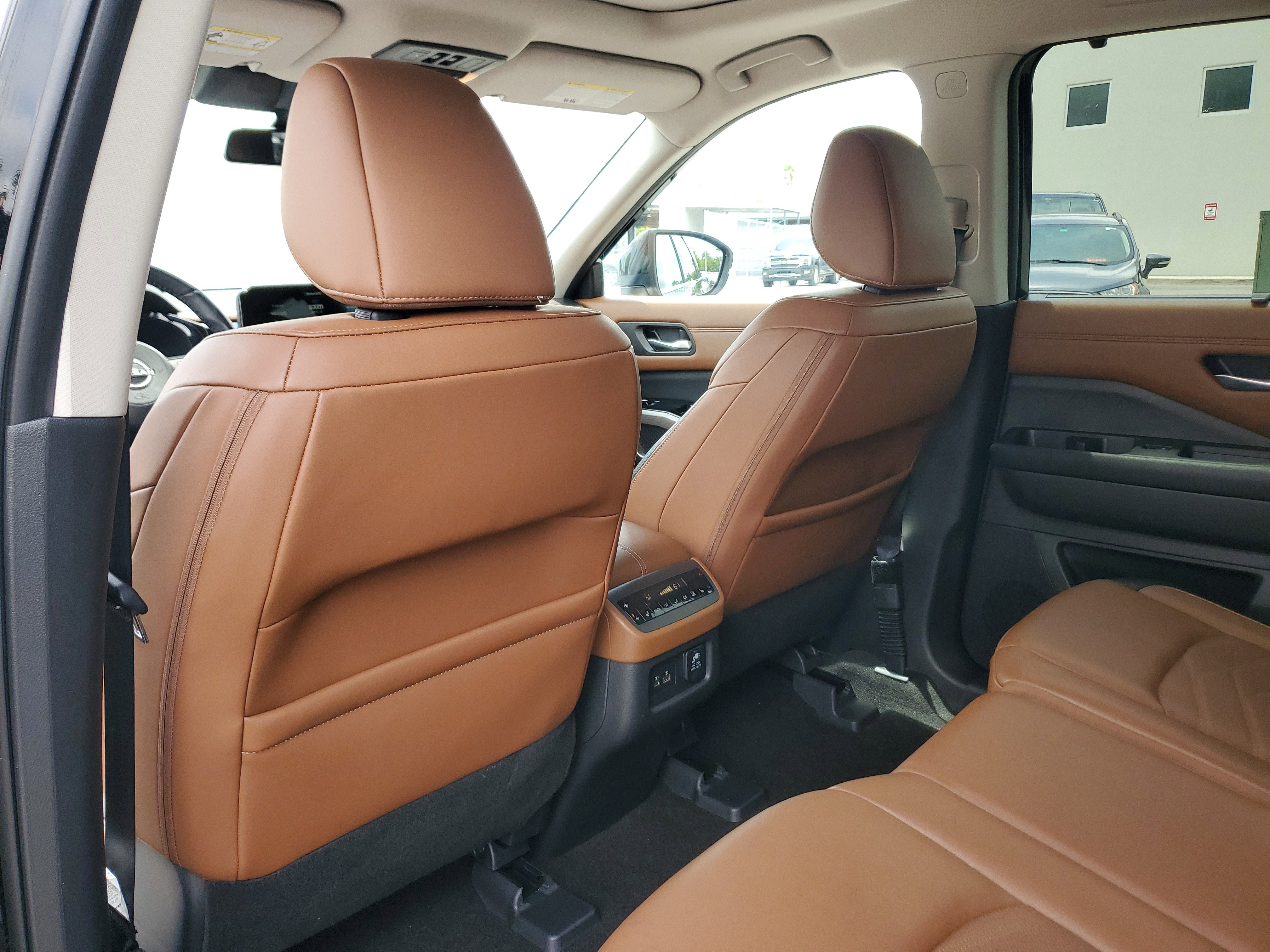 Certified 2024 Nissan Pathfinder Platinum w/ Cargo Package image 14