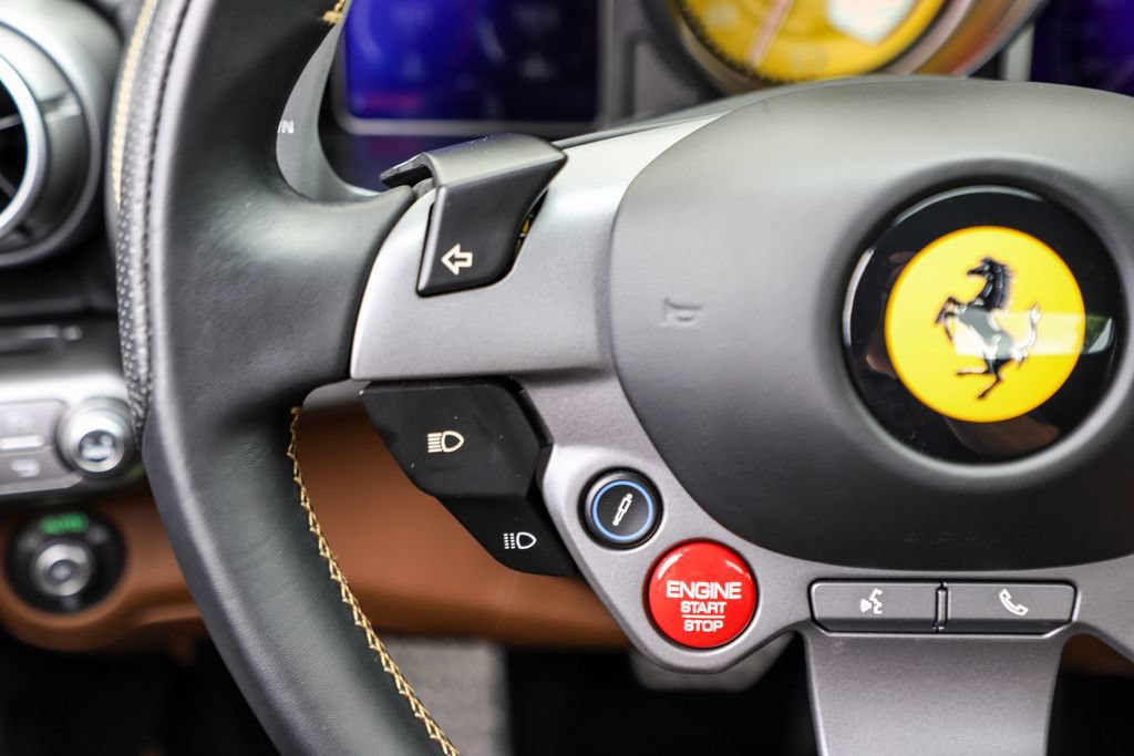 Used 2021 Ferrari 812 GTS RWD image 32