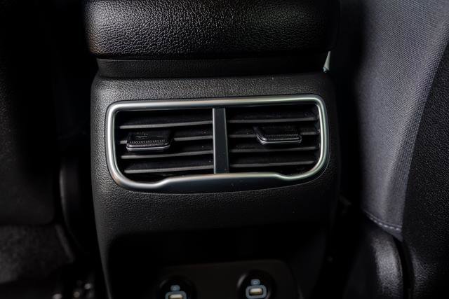 Used 2021 Hyundai Santa Fe SEL image 27