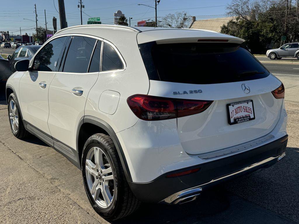 Used 2021 Mercedes-Benz GLA 250 w/ Premium Package image 7
