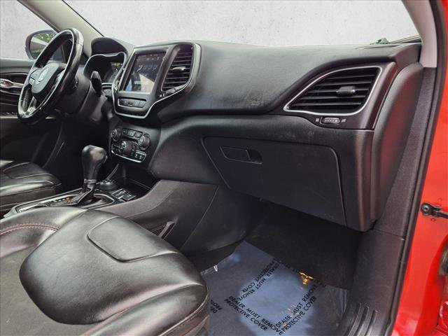 Used 2021 Jeep Cherokee Trailhawk AWD/4WD image 20