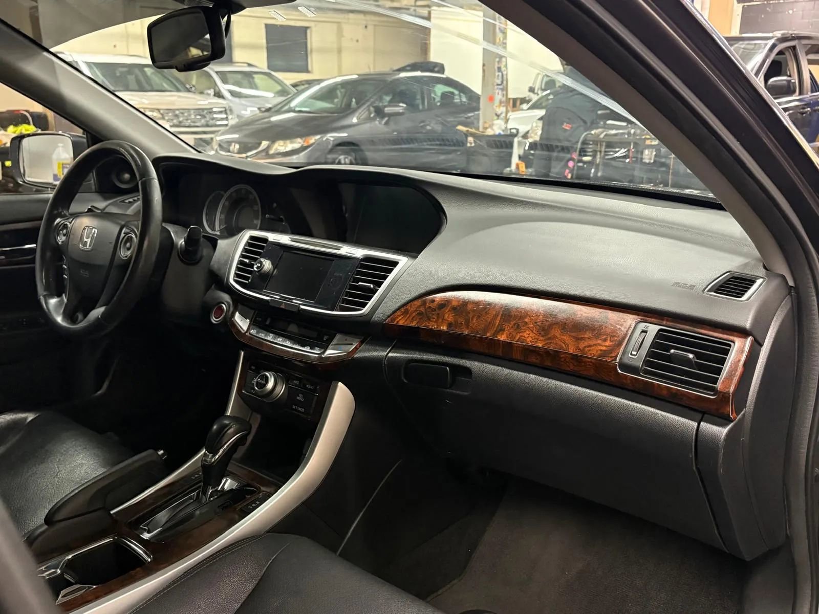 Used 2014 Honda Accord EX-L image 21