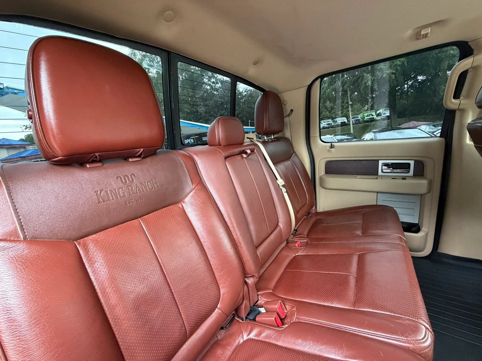 Used 2014 Ford F150 King Ranch w/ King Ranch Luxury Package AWD/4WD image 24