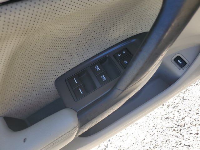 Used 2011 Acura TSX Sedan FWD image 20