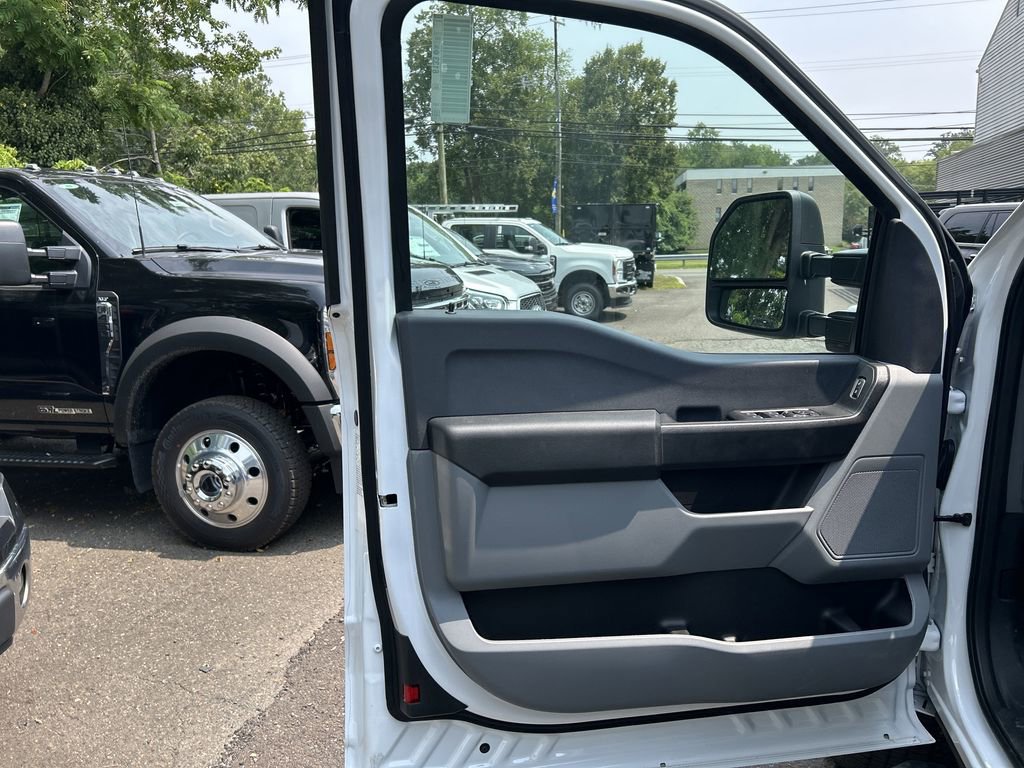 New 2025 Ford F350 XL w/ Snow Plow Prep Package AWD/4WD image 11