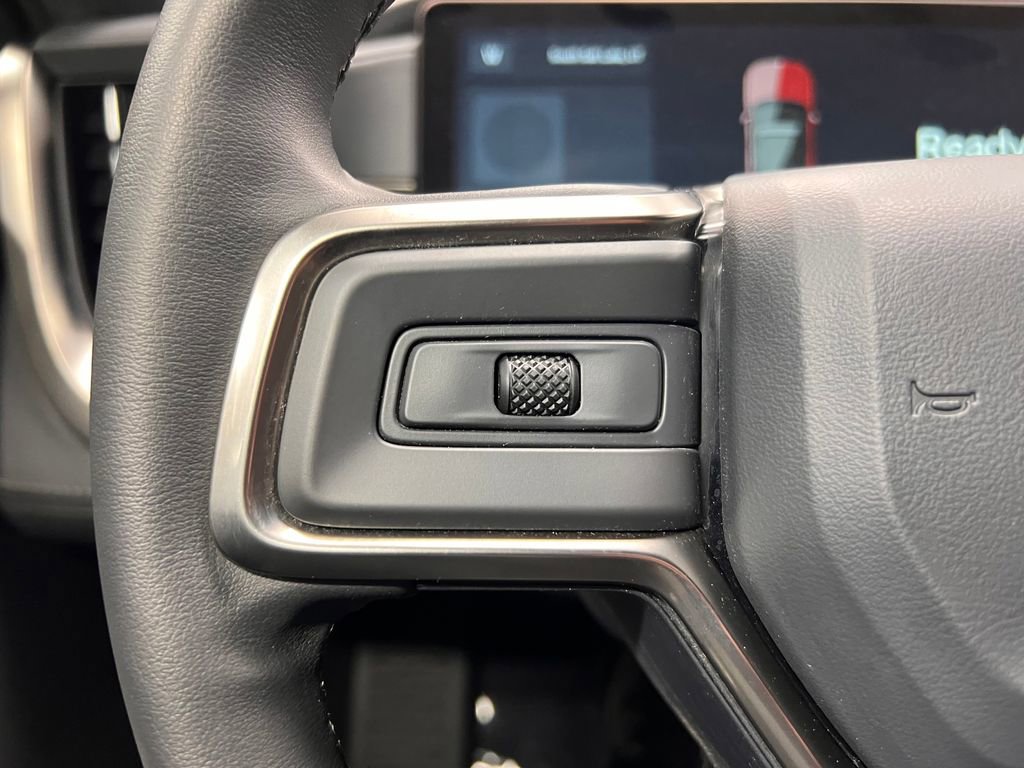 Used 2025 Rivian R1S Adventure image 17